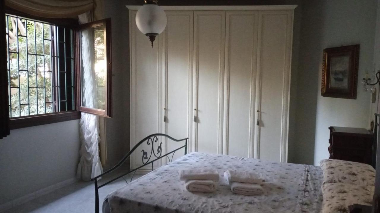Bed and Breakfast Domus Garden à Olbia Extérieur photo