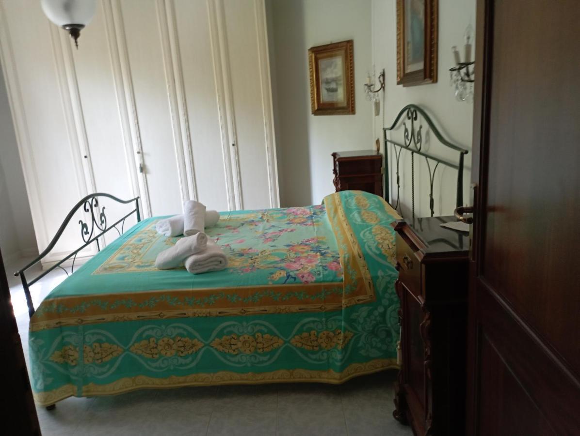 Bed and Breakfast Domus Garden à Olbia Extérieur photo